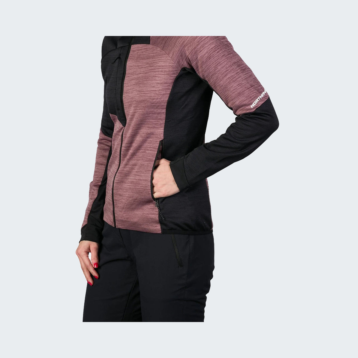 671 - Plum Black