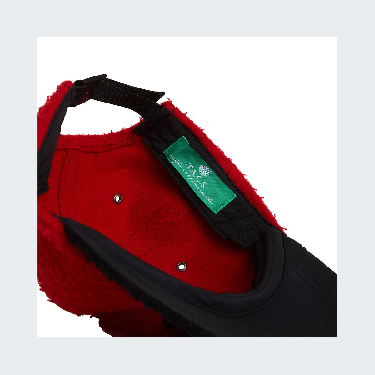 TNF Red