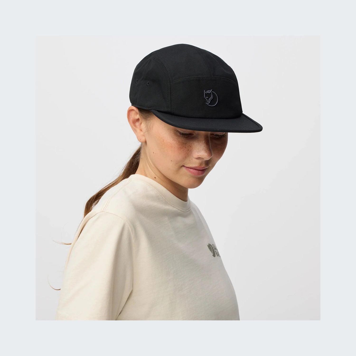 550 - Black