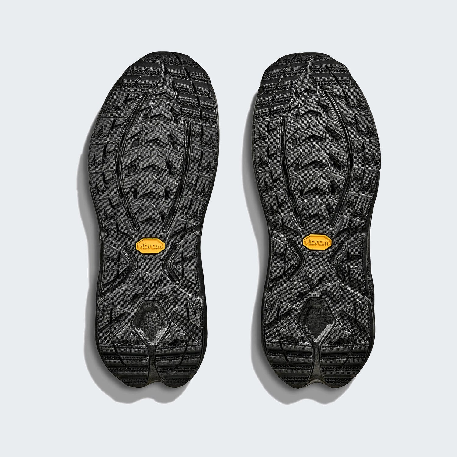 Black/black