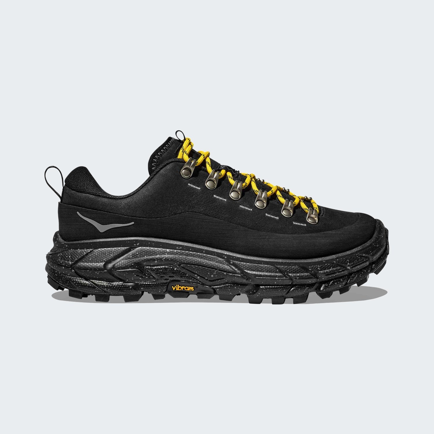 Black/black