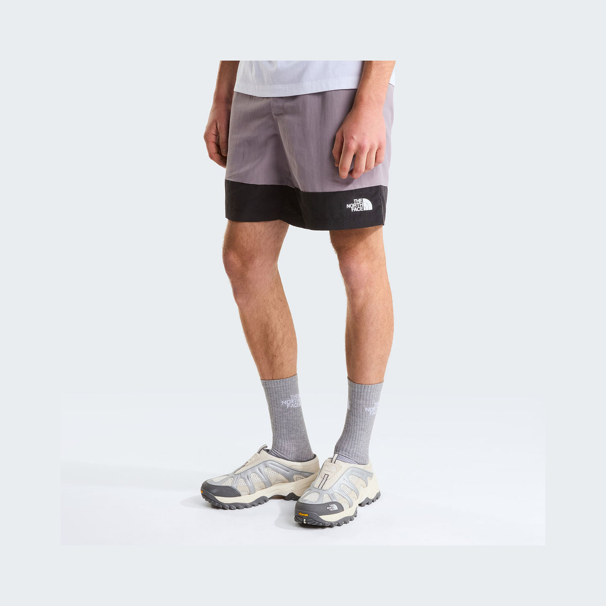Transcendent Grey/TNF Black