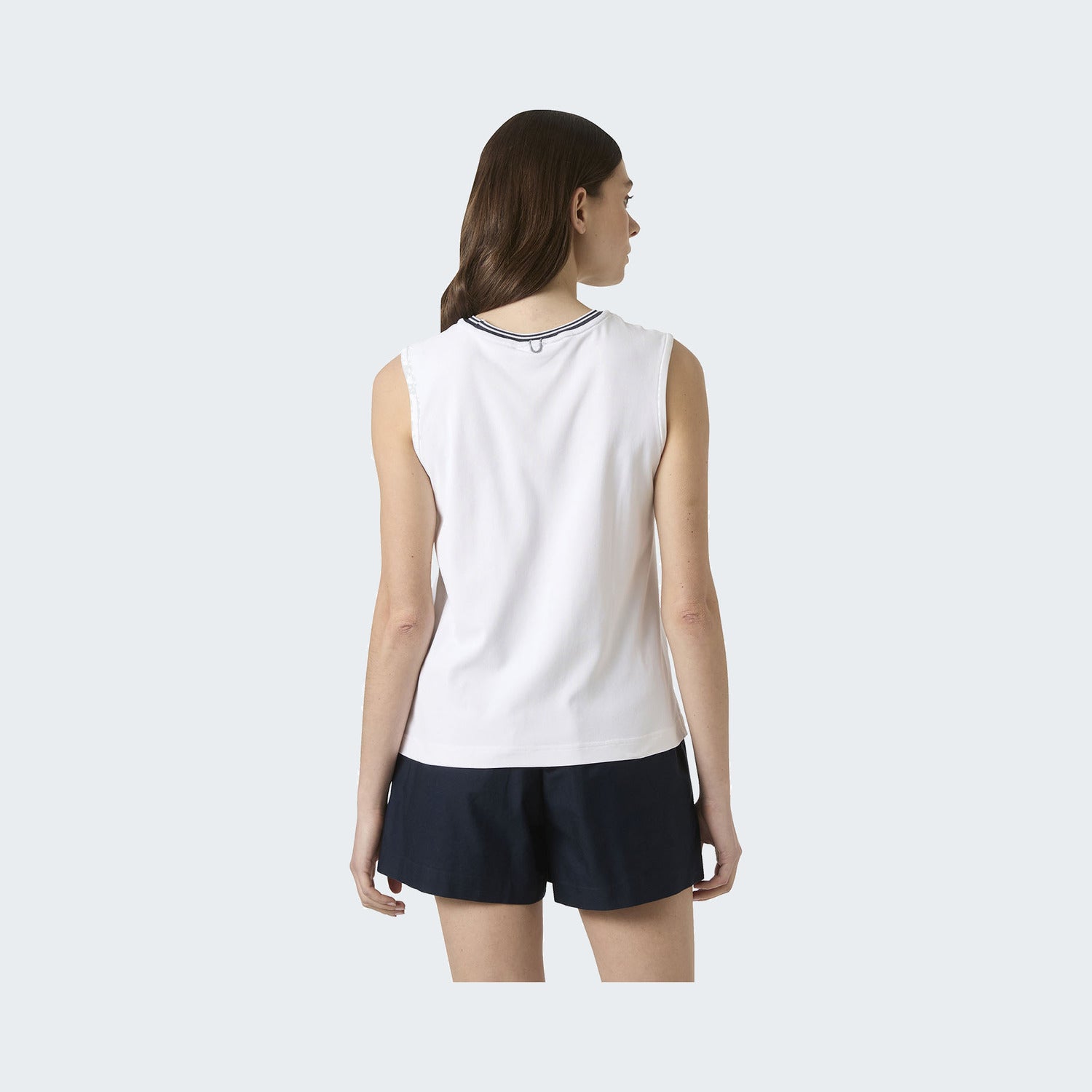002 - White