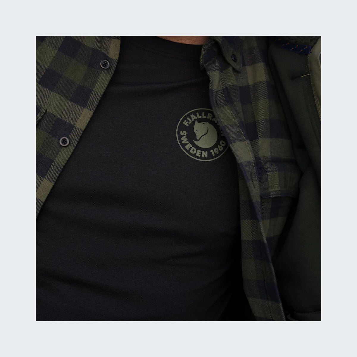 555-299 Dark Navy-Dark Oak
