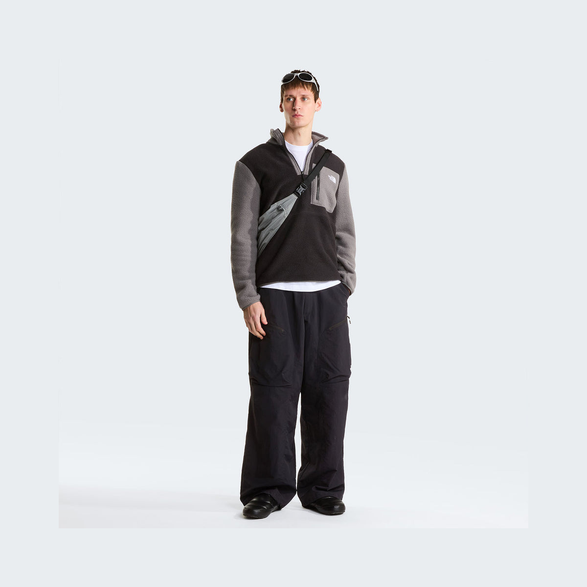 TNF Black/Smoked Pearl