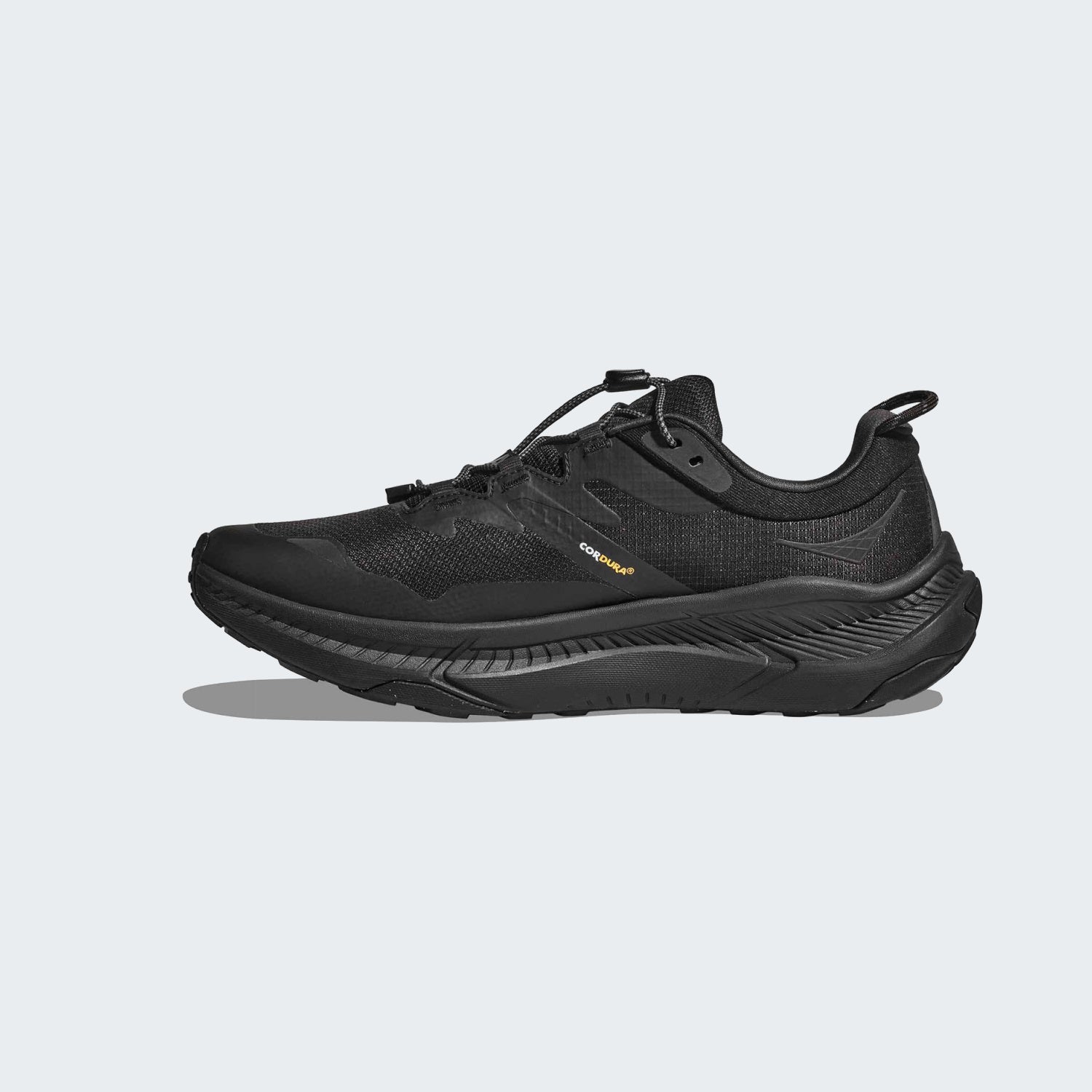 Black/black