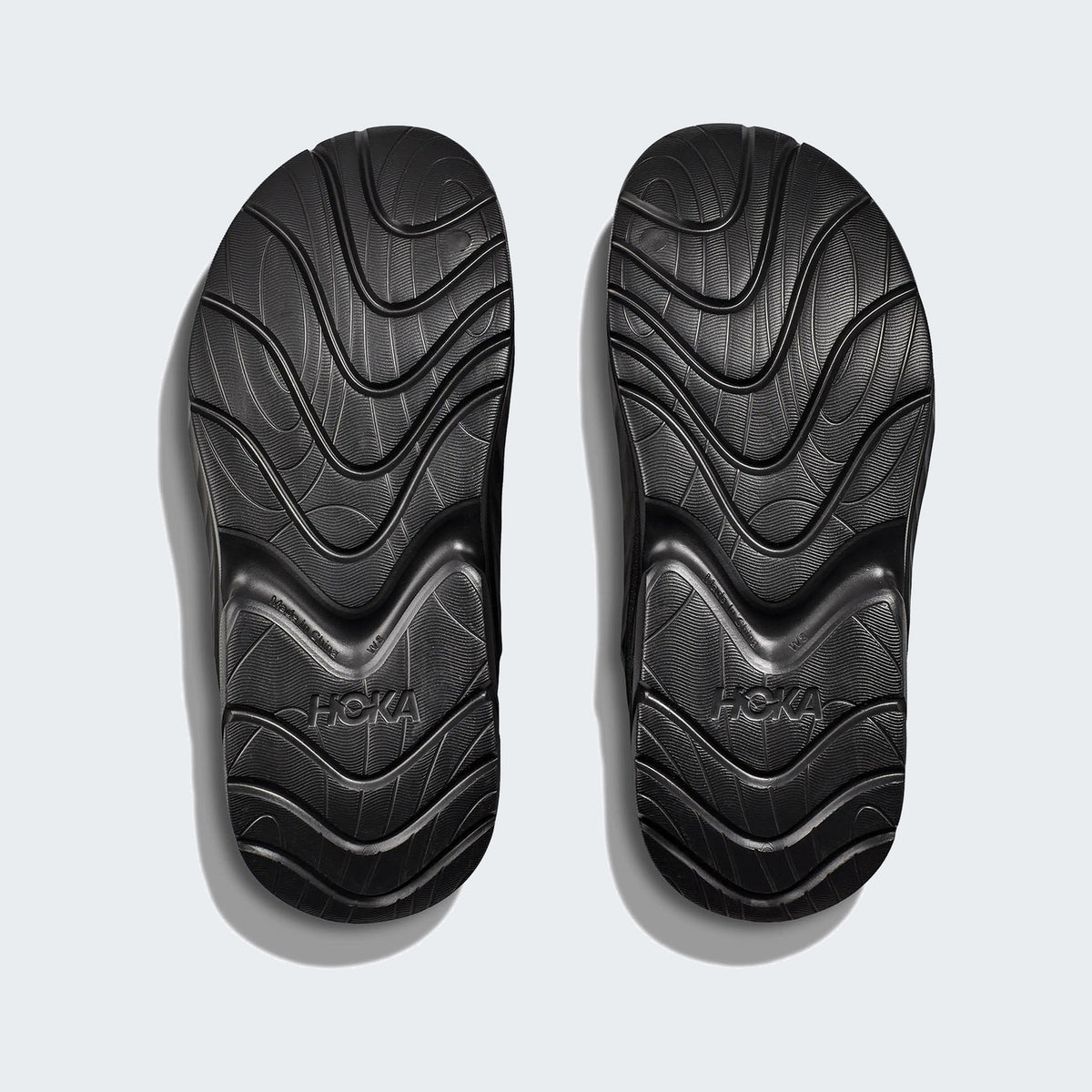 Black/black