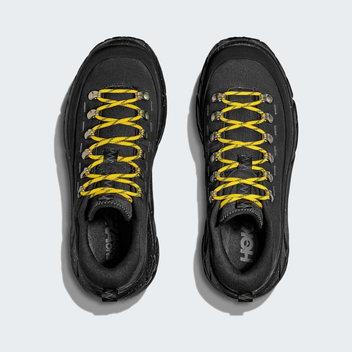 Black/black