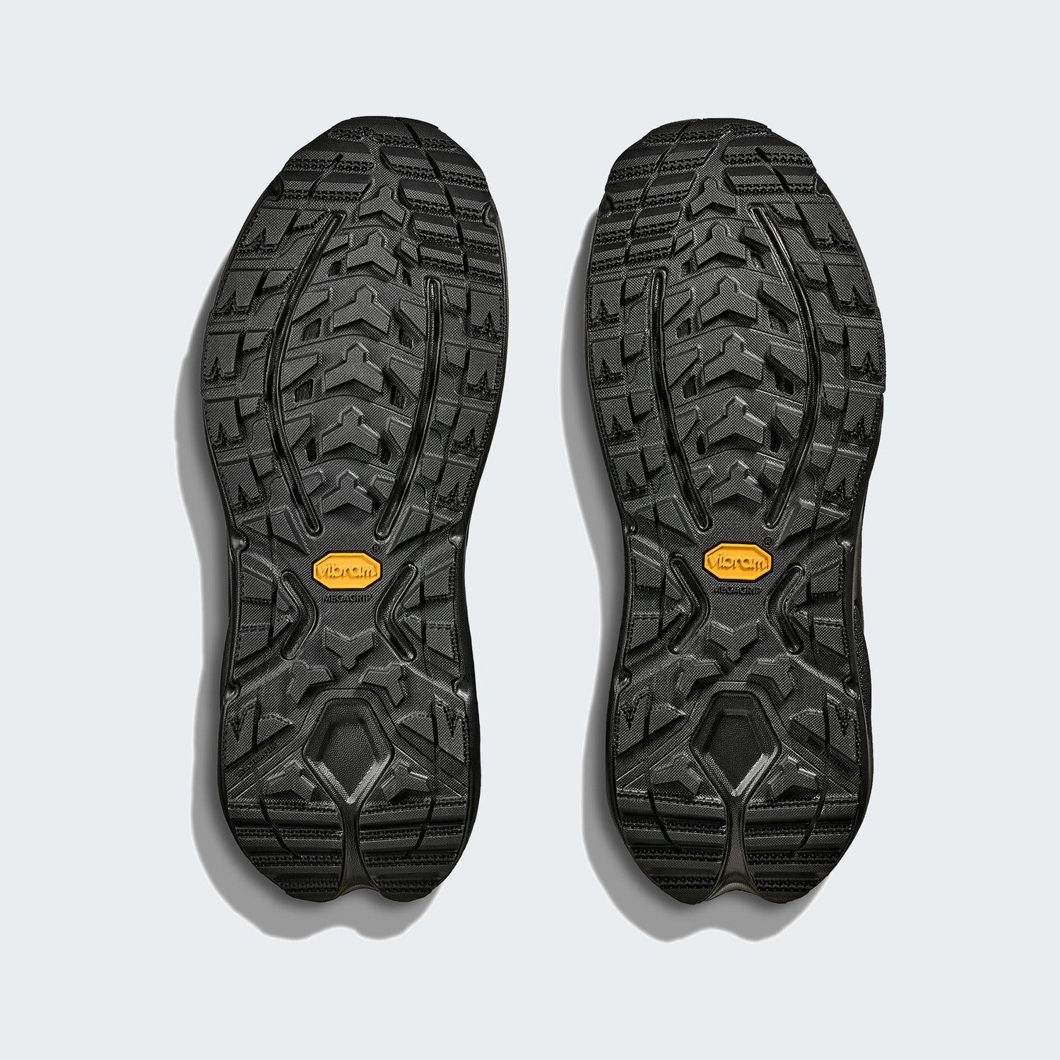 Black/black